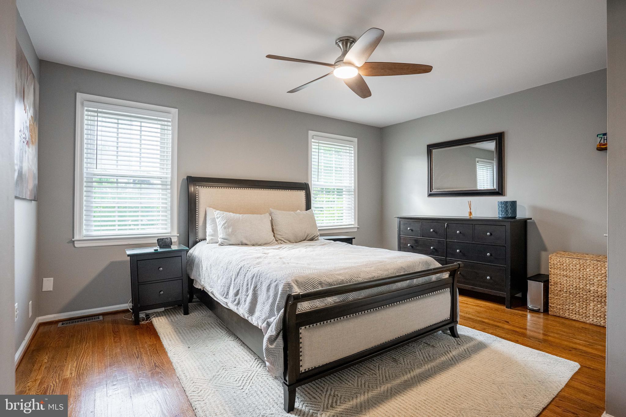 EAST FALLS - Residential