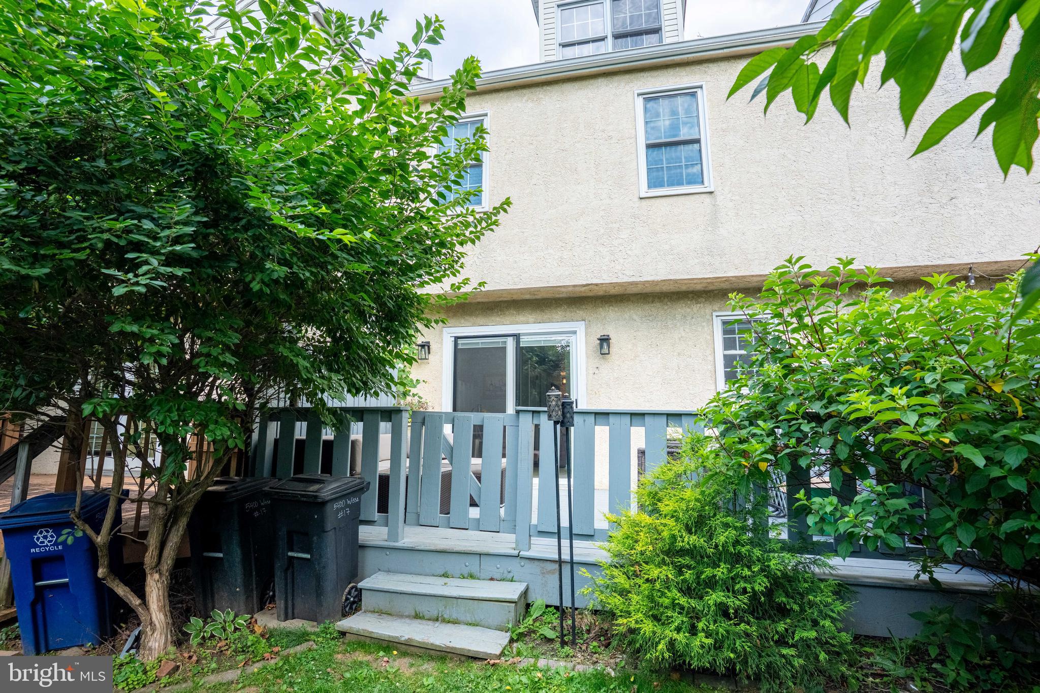 EAST FALLS - Residential