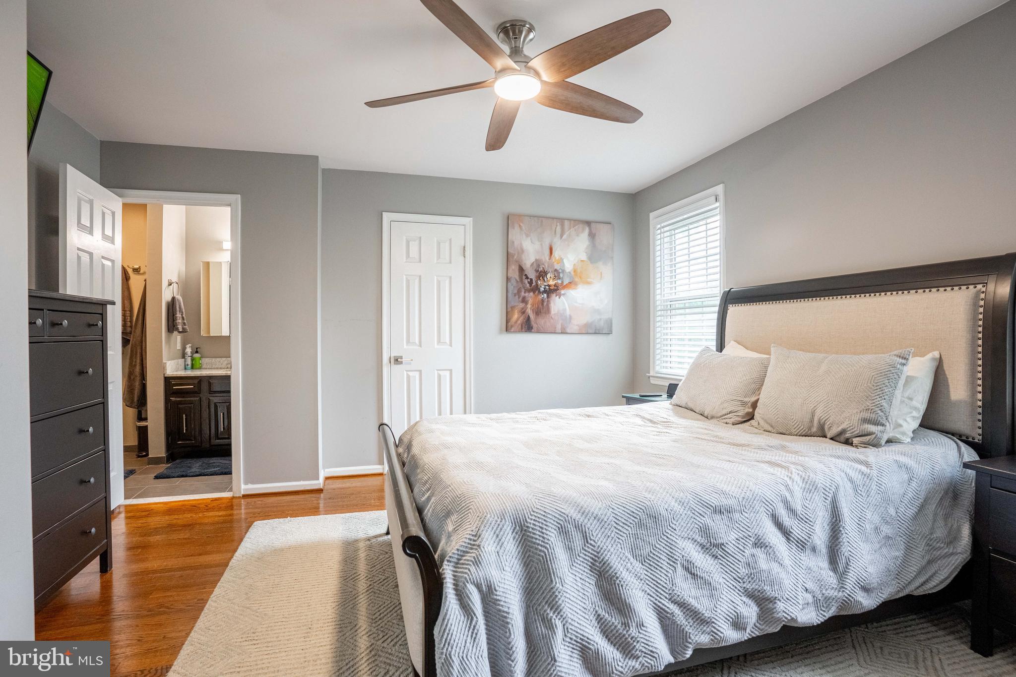EAST FALLS - Residential