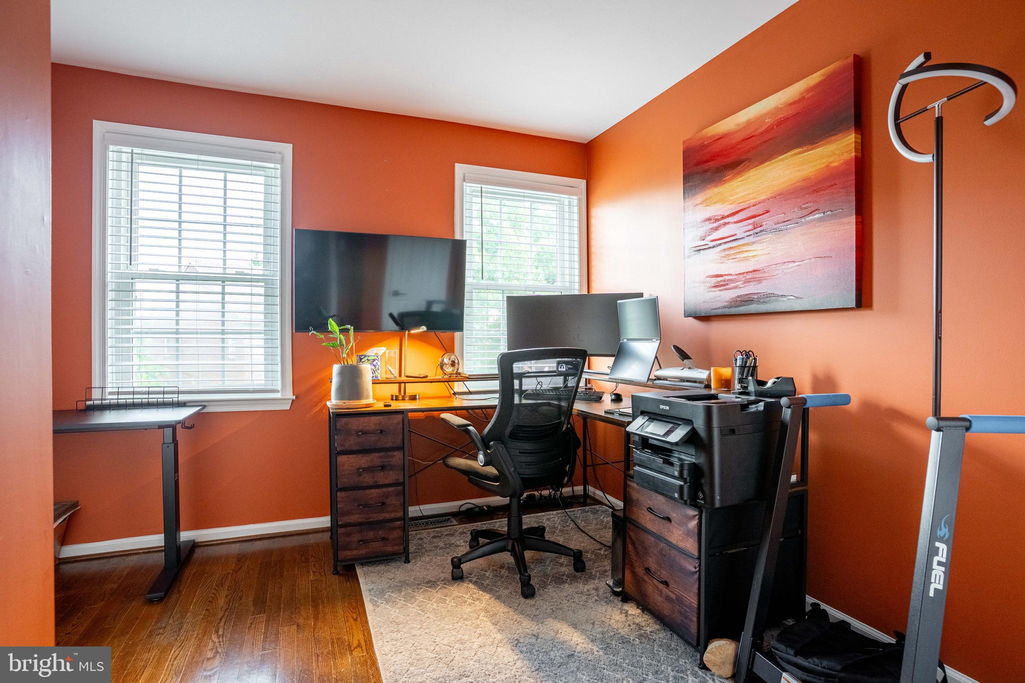 EAST FALLS - Residential