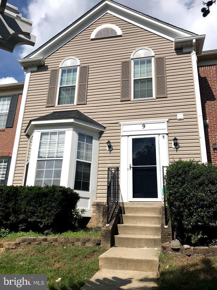 Available Now. 3 BR, 2 Full, 2 Half Baths. Sunny Kitchen w/ Island. Large Living Rm. Fin Basement, Fireplace. Owner Bedroom Suite Walk in Closet, Luxury Bath - Soaking Tub, Separate Shower. Great Deck for Entertaining. Fronts to corner park. Just behind Shoppers Food Warehouse shopping center. Near 74 & 78 Bus Stops. Pets case x case, no cats, $500 deposit.  No smoking. Sec Dep $2,300. App Fee $45