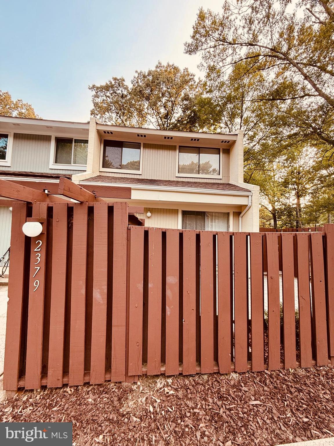 RESTON - Residential