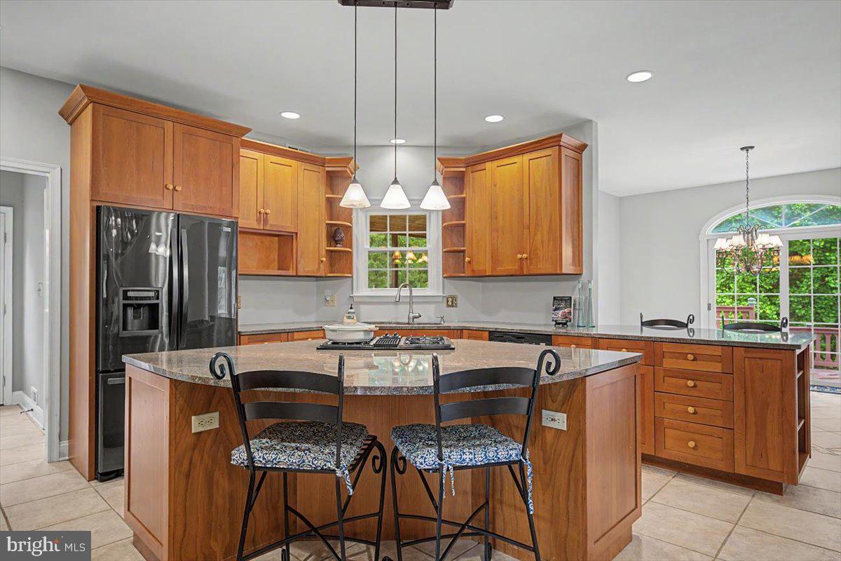 BROOKSTONE - Residential
