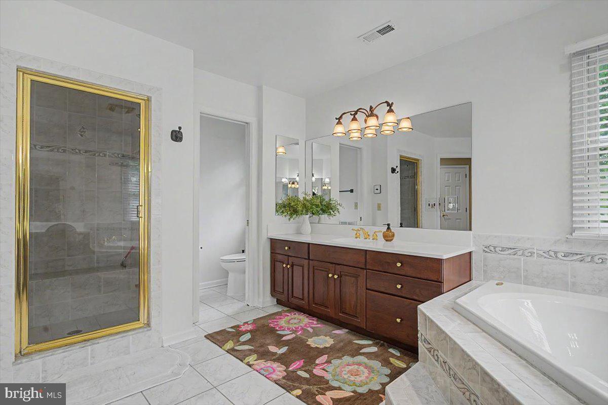 BROOKSTONE - Residential