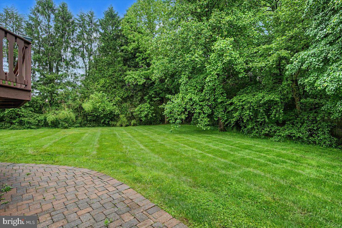 BROOKSTONE - Residential
