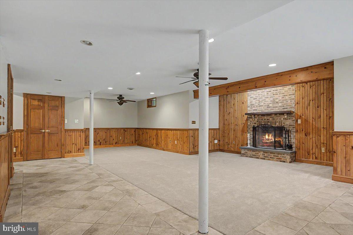 BROOKSTONE - Residential