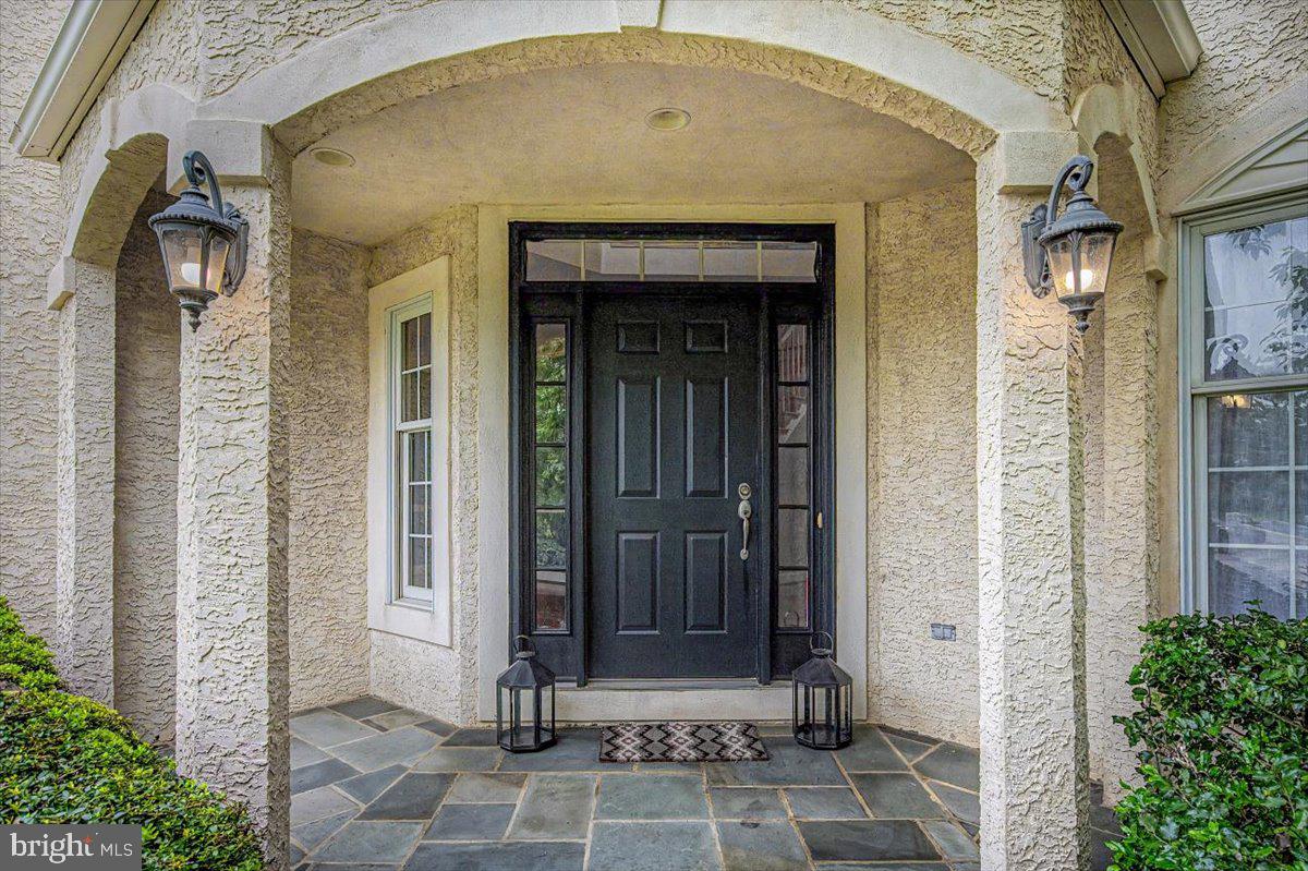 BROOKSTONE - Residential