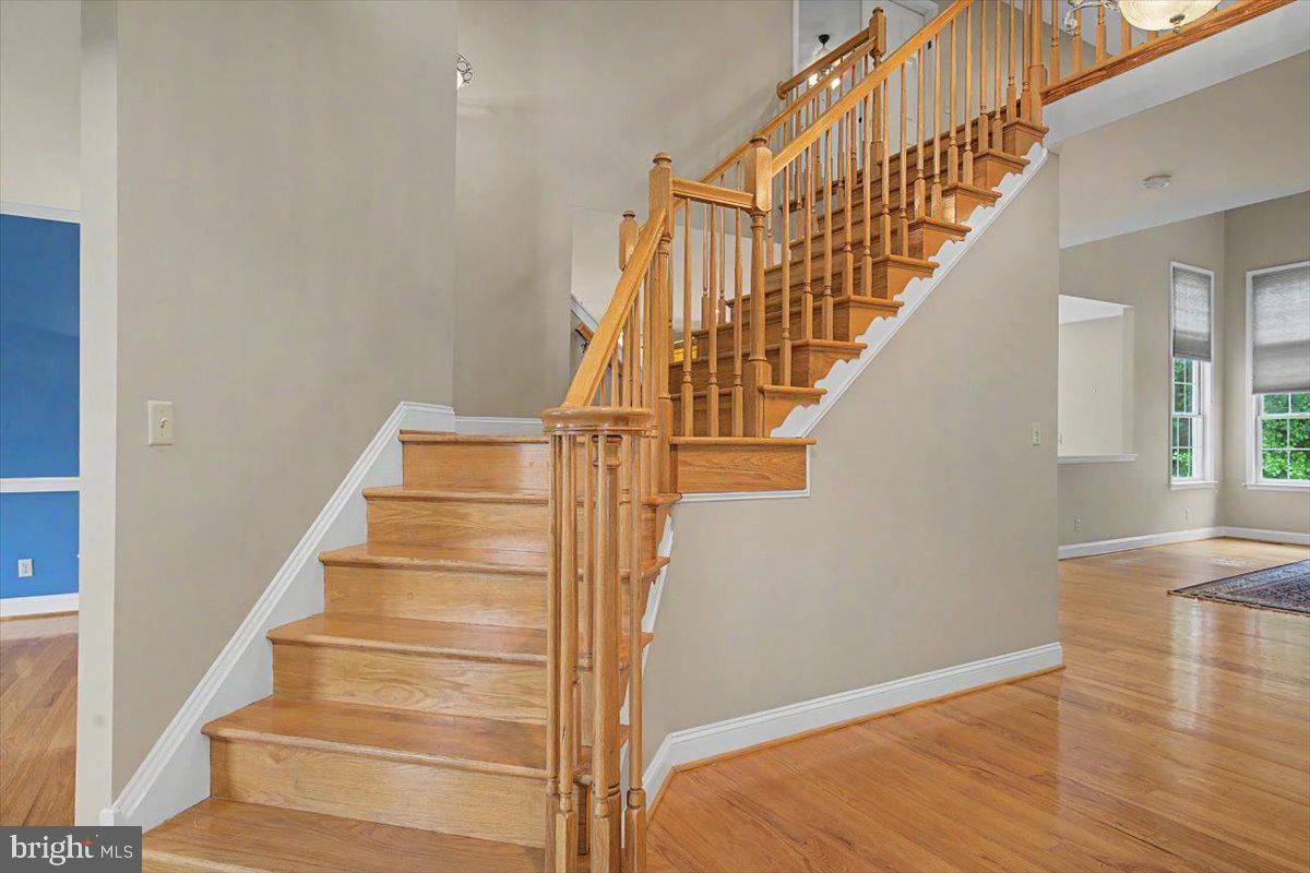 BROOKSTONE - Residential