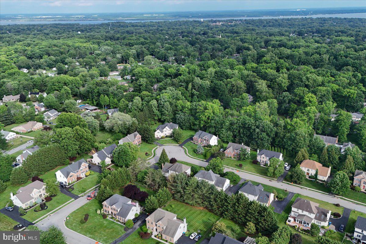 BROOKSTONE - Residential