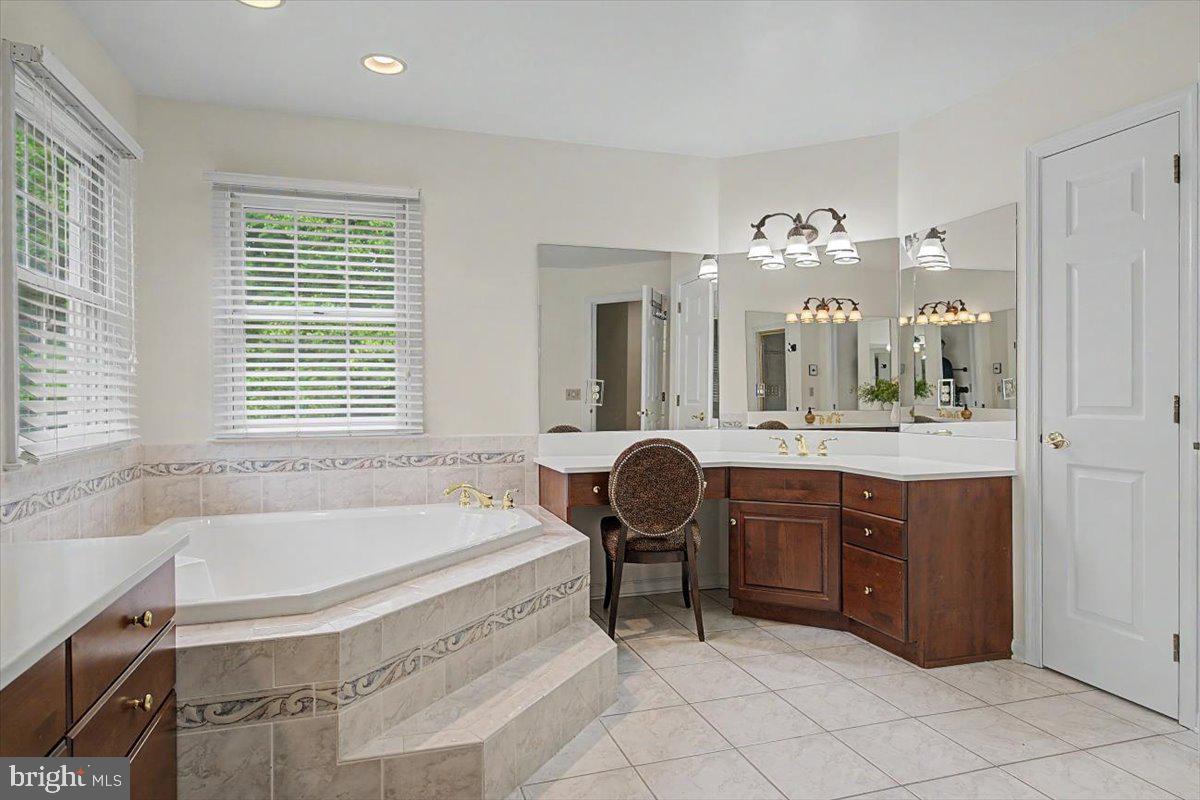BROOKSTONE - Residential