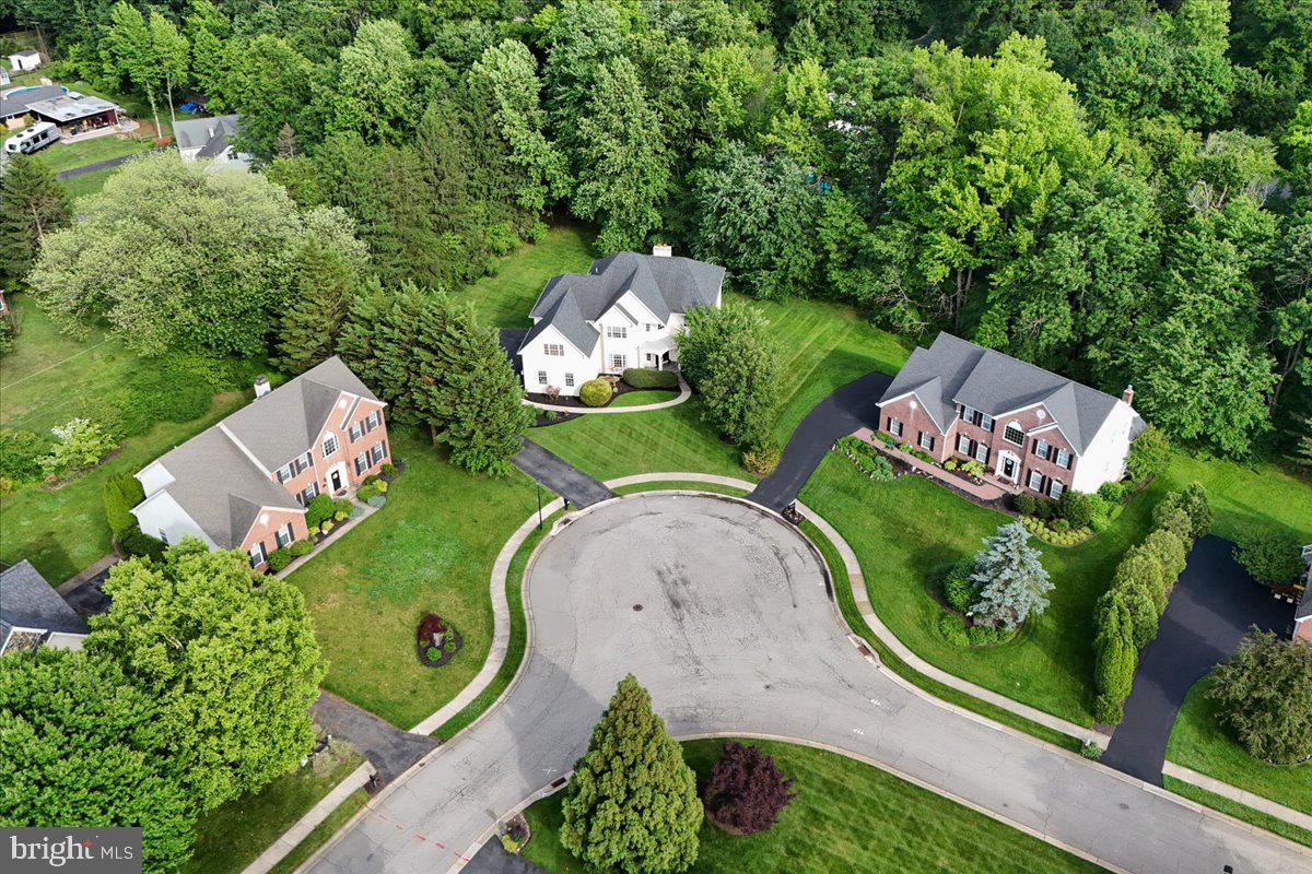 BROOKSTONE - Residential