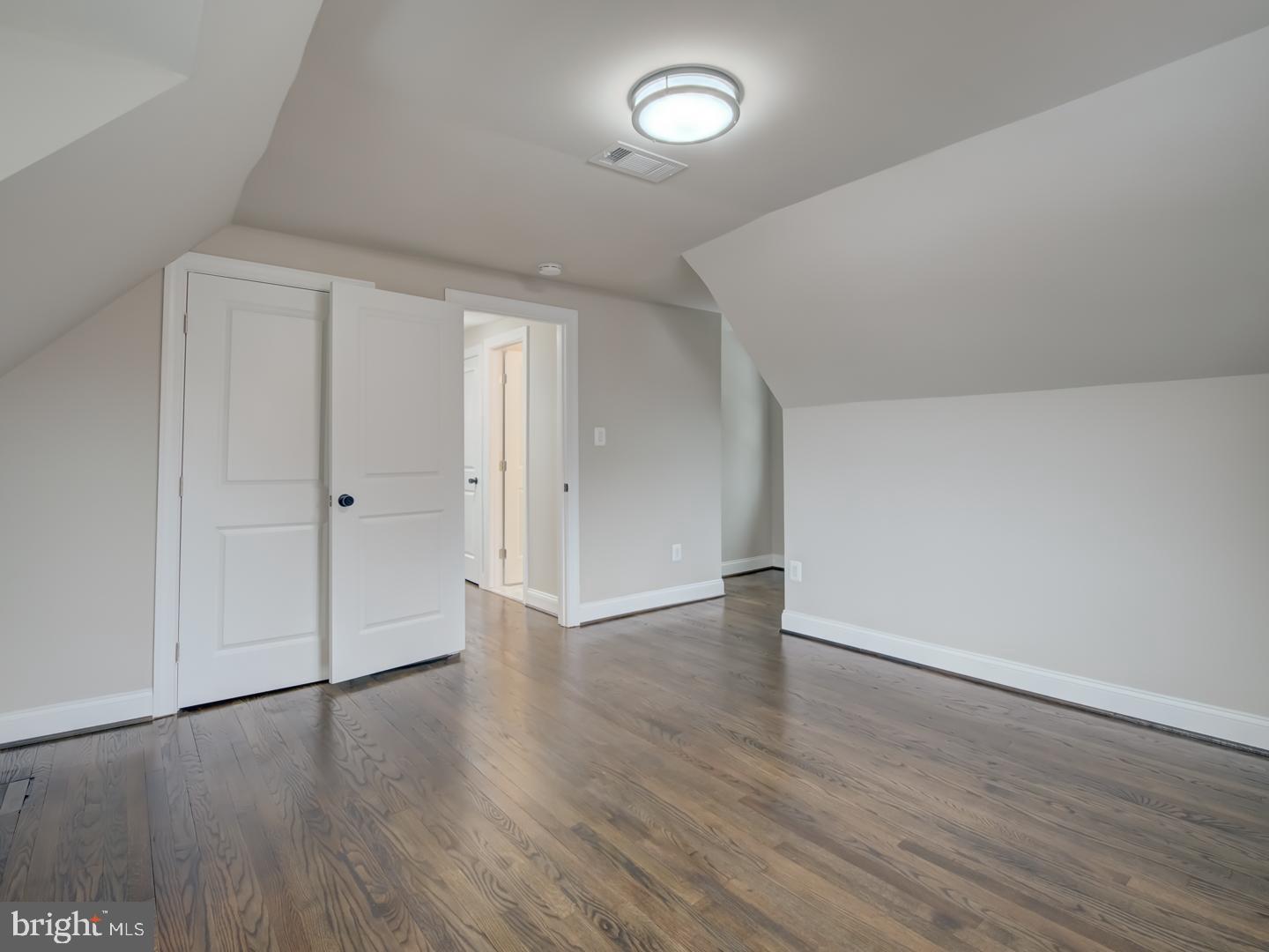 CAPITOL HEIGHTS - Residential