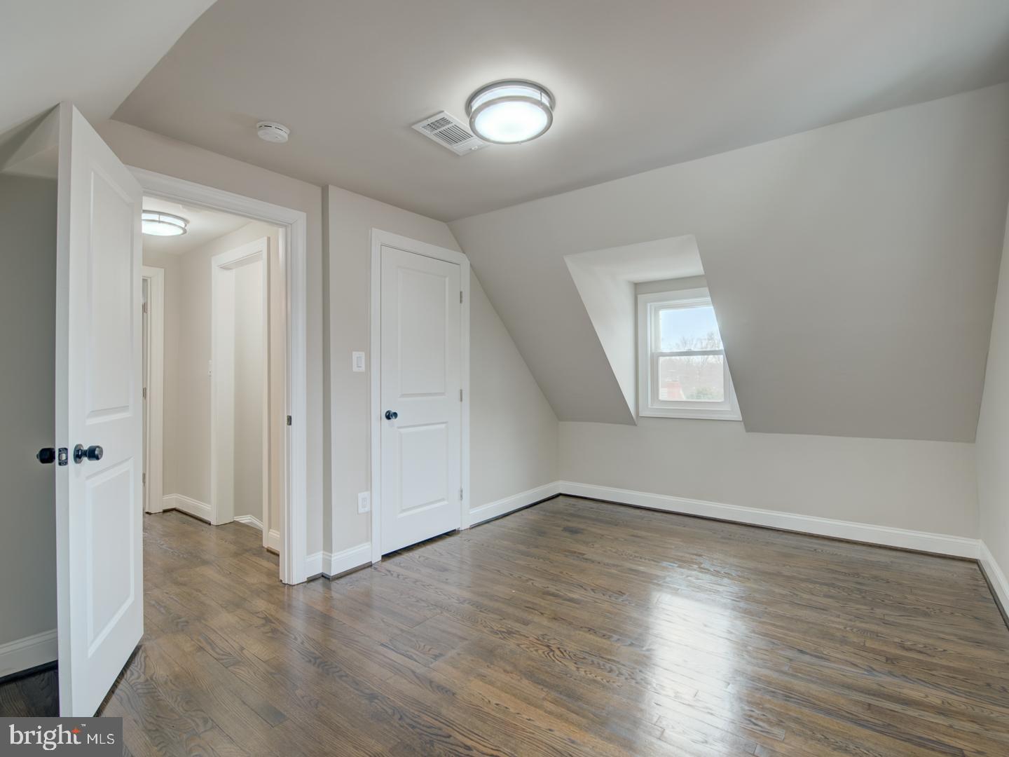CAPITOL HEIGHTS - Residential