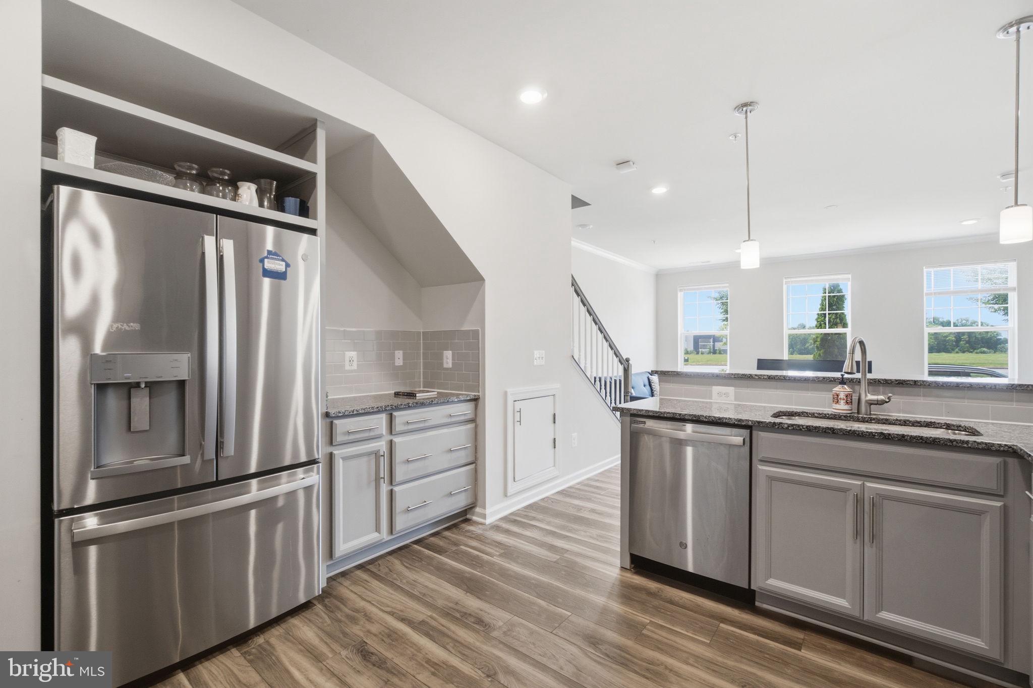 WESTVIEW SOUTH - Residential