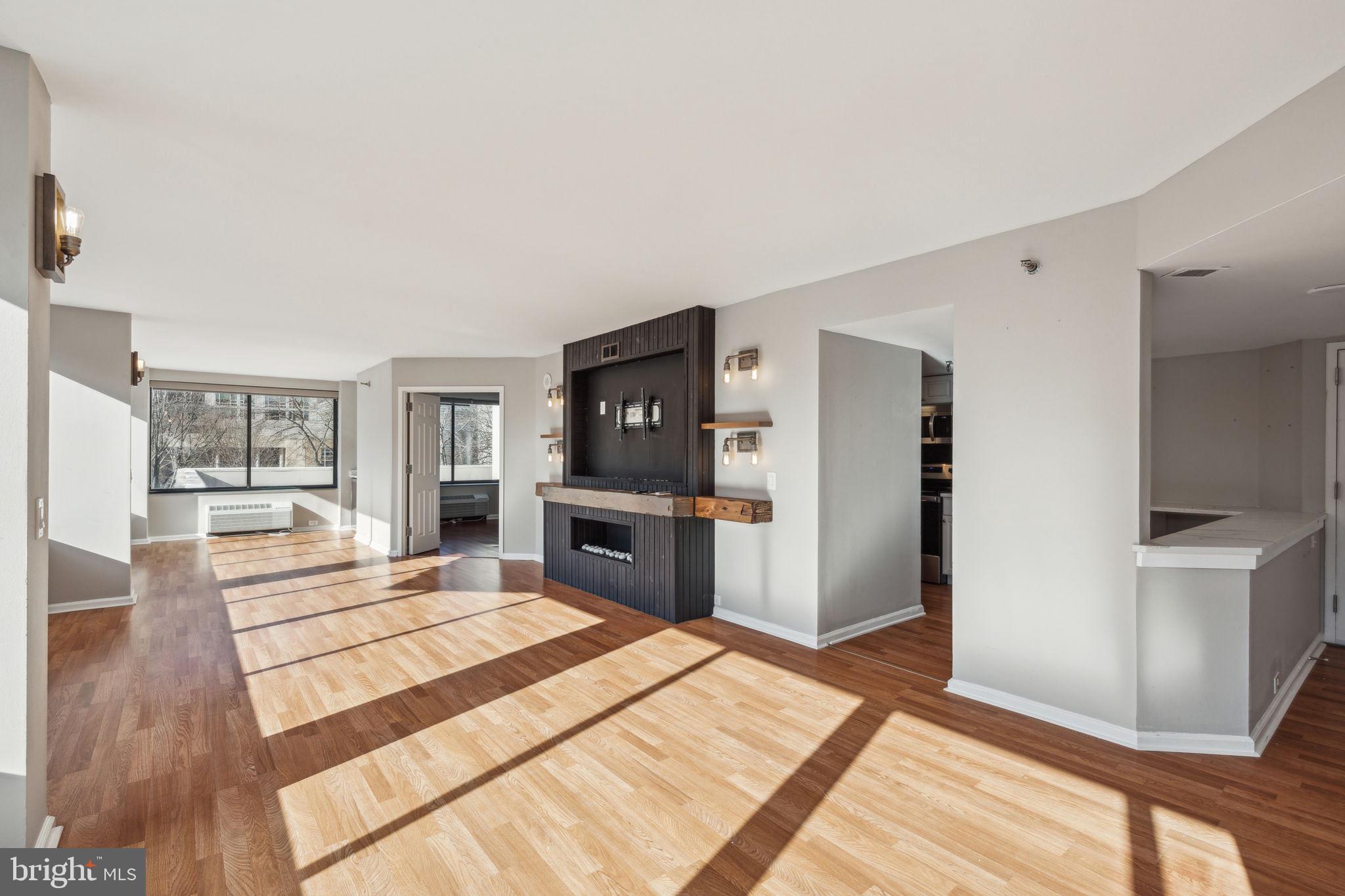 ART MUSEUM AREA - Residential