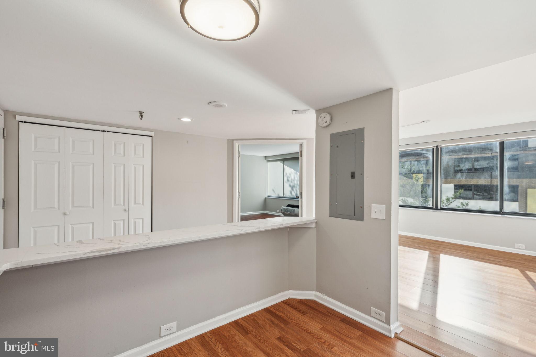 ART MUSEUM AREA - Residential