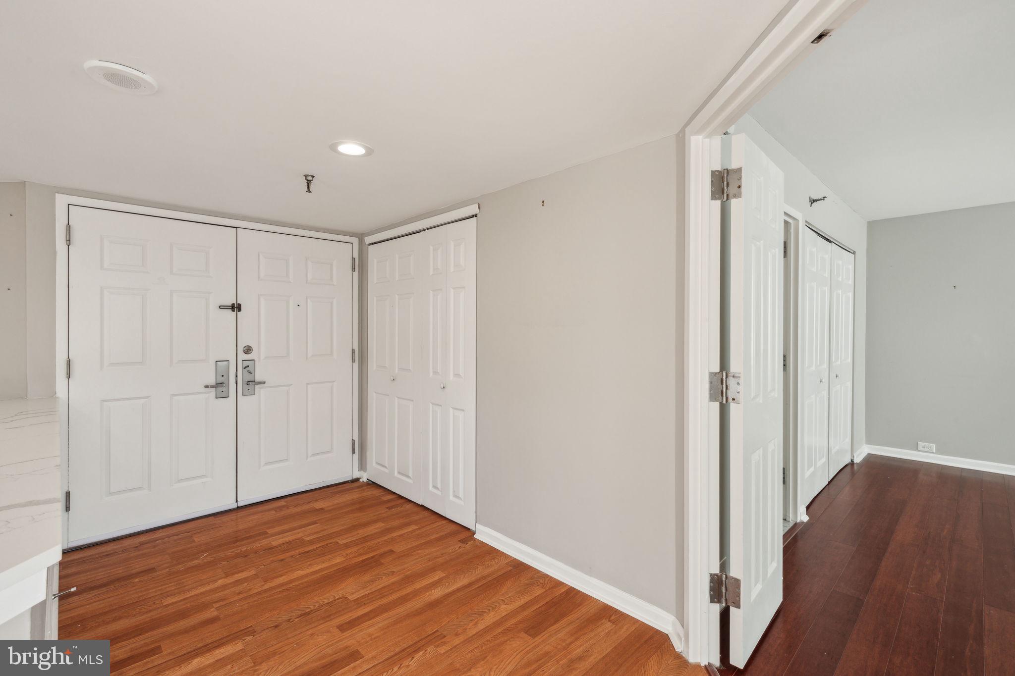 ART MUSEUM AREA - Residential