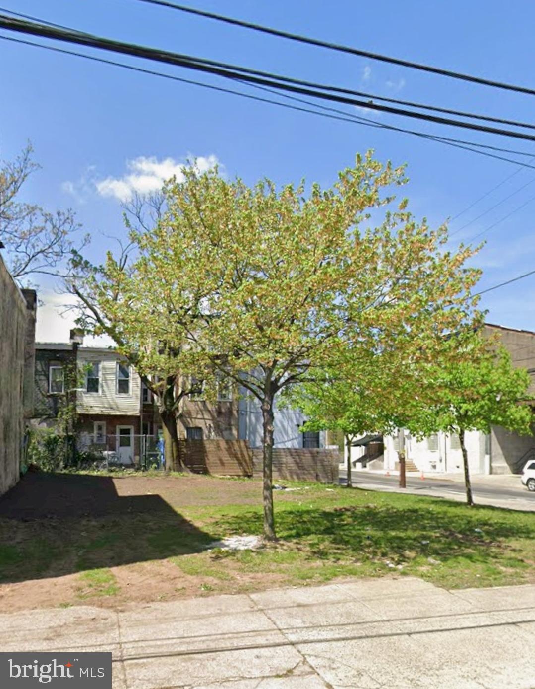 Excellent Commercial Development Opportunity!
This 1,233 sq ft lot at 2266 N. 16th Street is zoned CMX-1, offering flexible commercial and mixed-use potential. Featuring 18 ft of frontage and a 69 ft depth, this parcel provides a strong footprint for a variety of development possibilities. Located in an area experiencing significant growth, with new construction and revitalization happening throughout Philadelphia.
Ideal for investors and developers seeking to capitalize on an up-and-coming location with strong future upside. Don’t miss this opportunity to build in a rapidly evolving neighborhood! The buyer is responsible for the U&O and transfer taxes.
