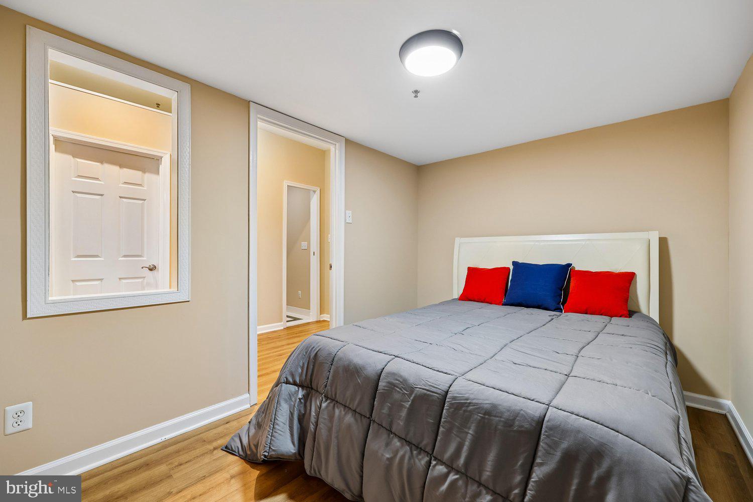 KENTLANDS - Residential