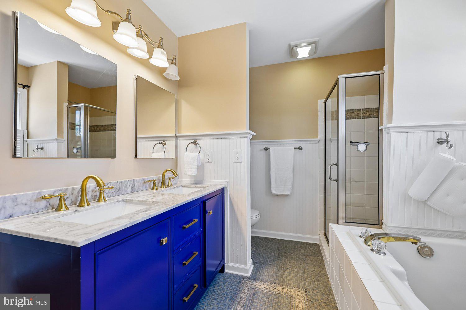 KENTLANDS - Residential