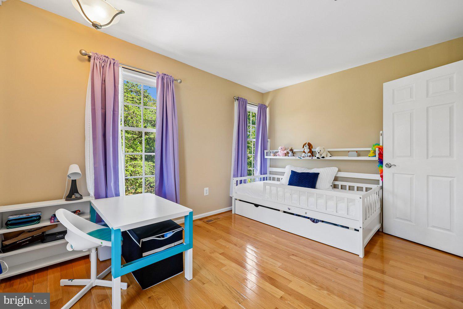 KENTLANDS - Residential