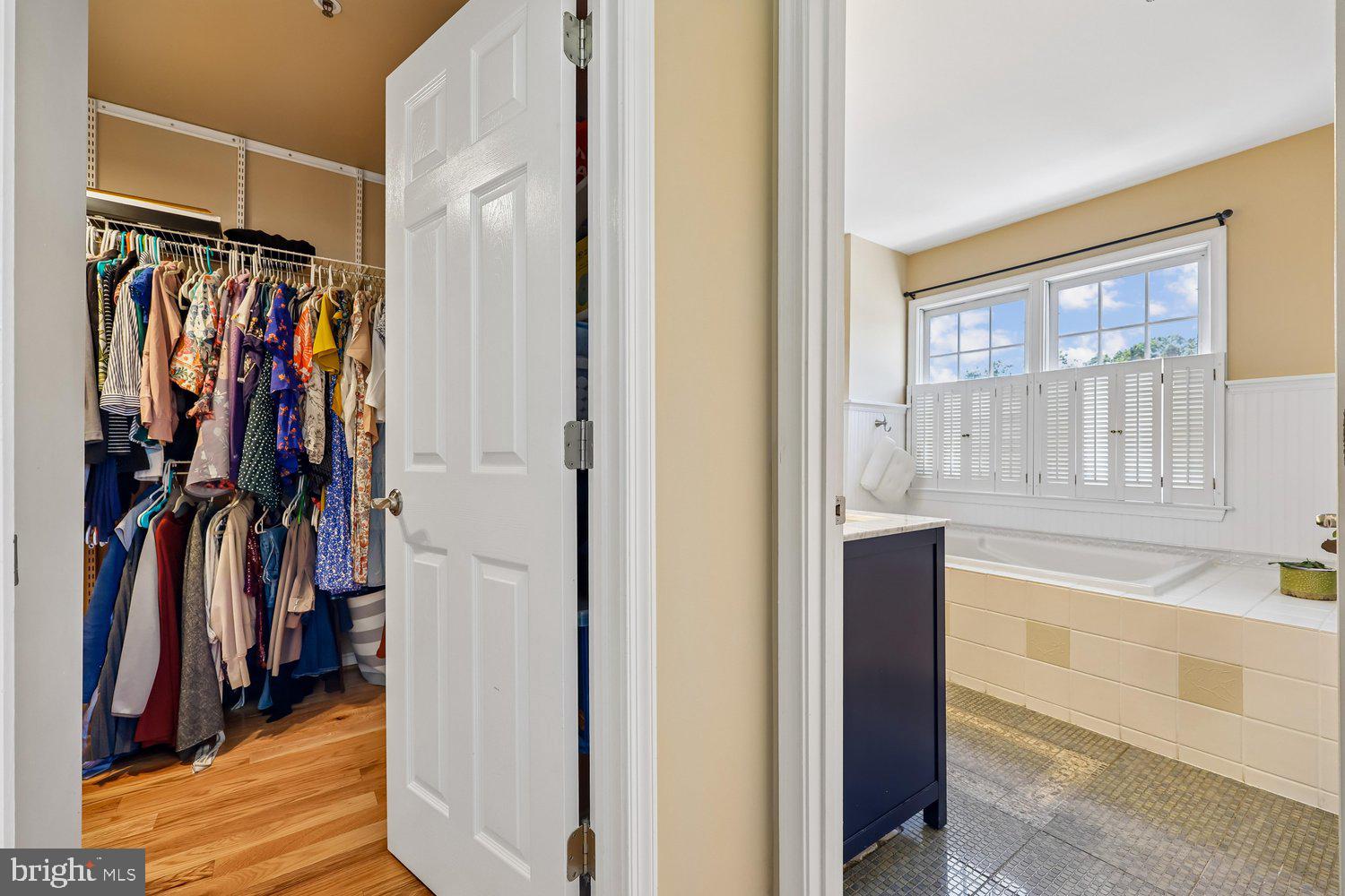 KENTLANDS - Residential