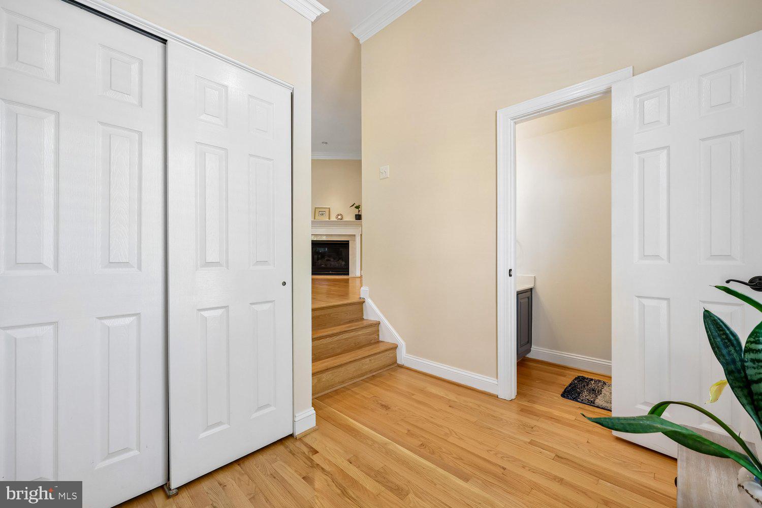 KENTLANDS - Residential
