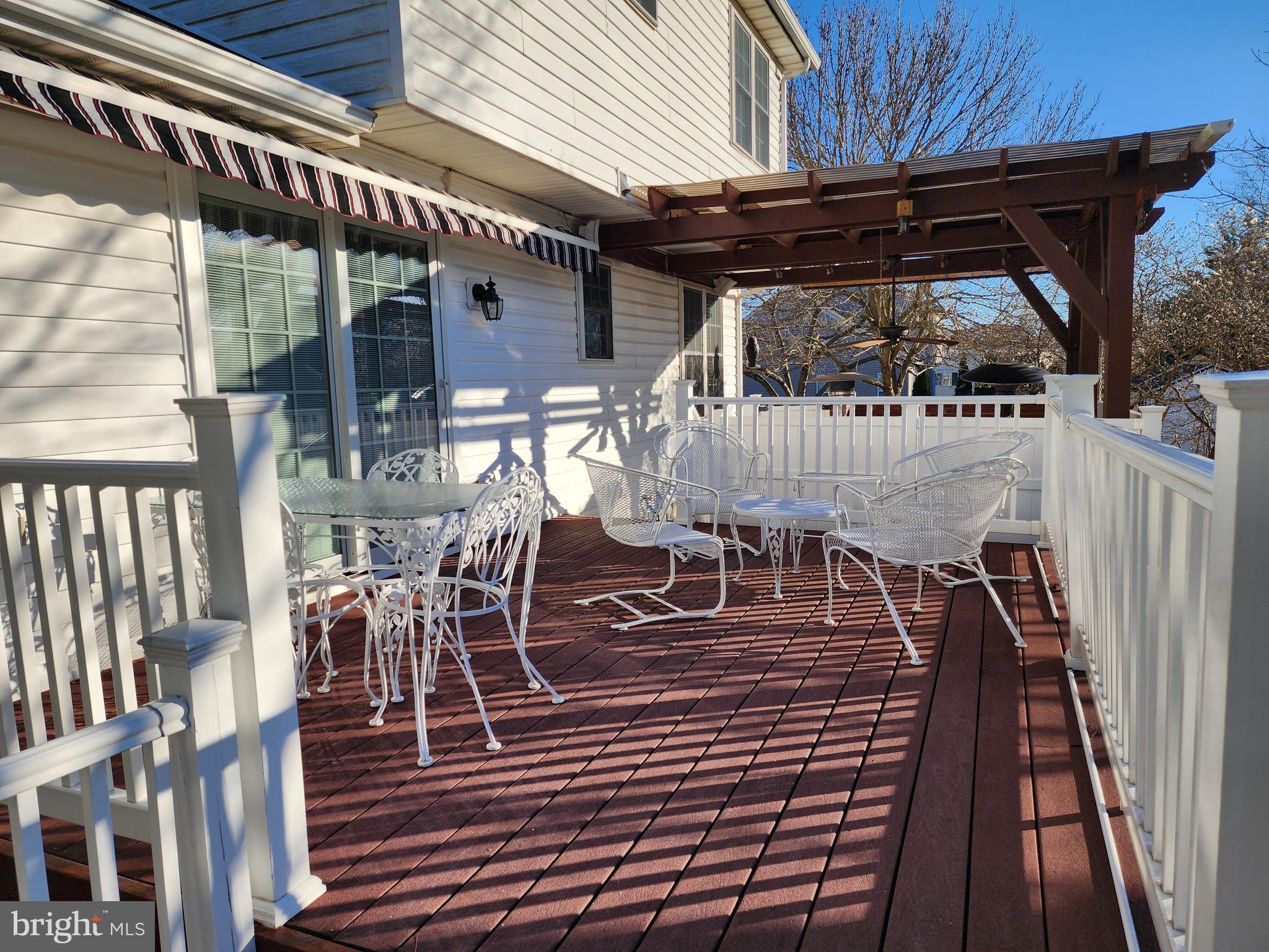 NORTH END - Residential
