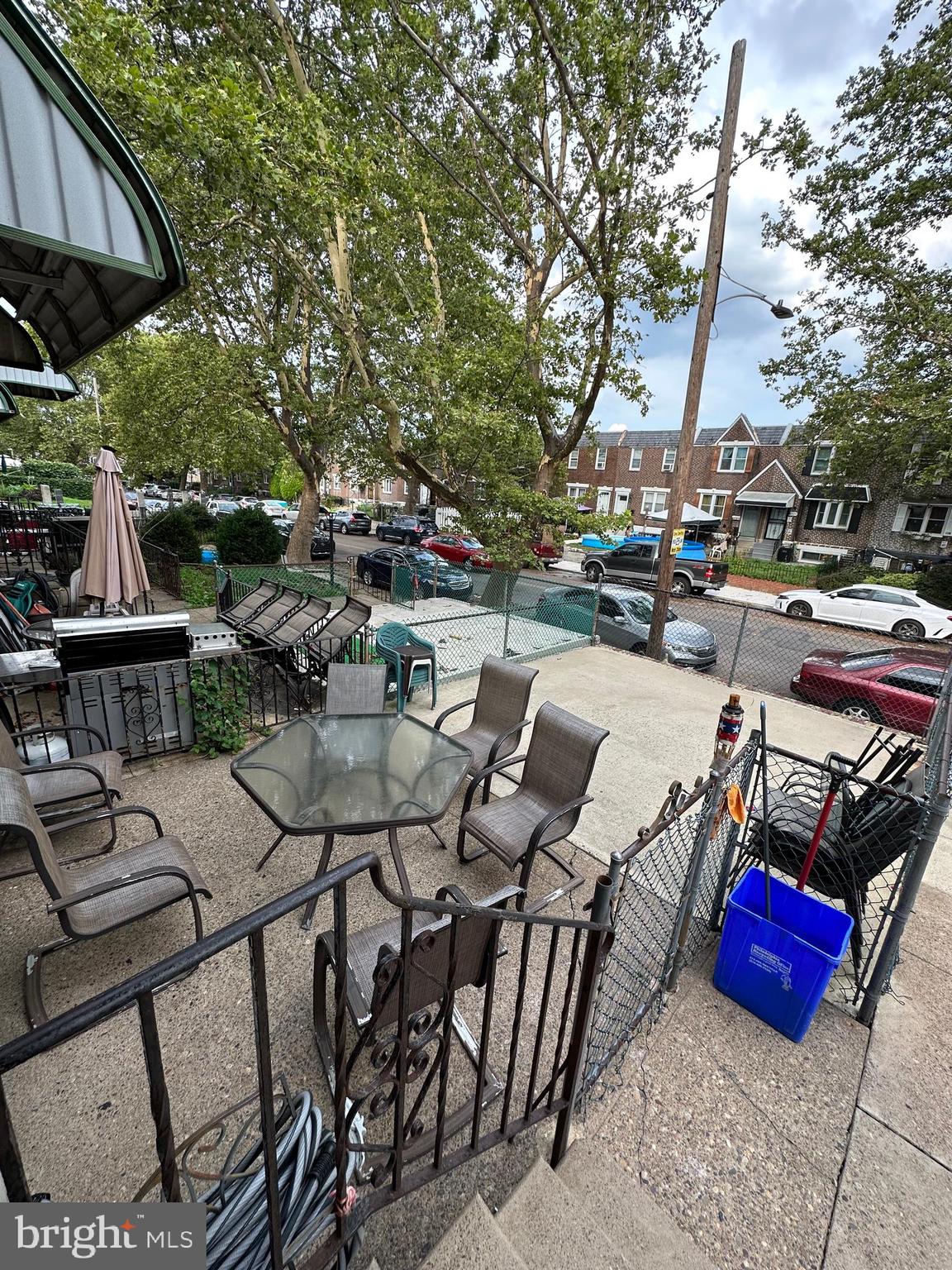 OXFORD CIRCLE - Residential