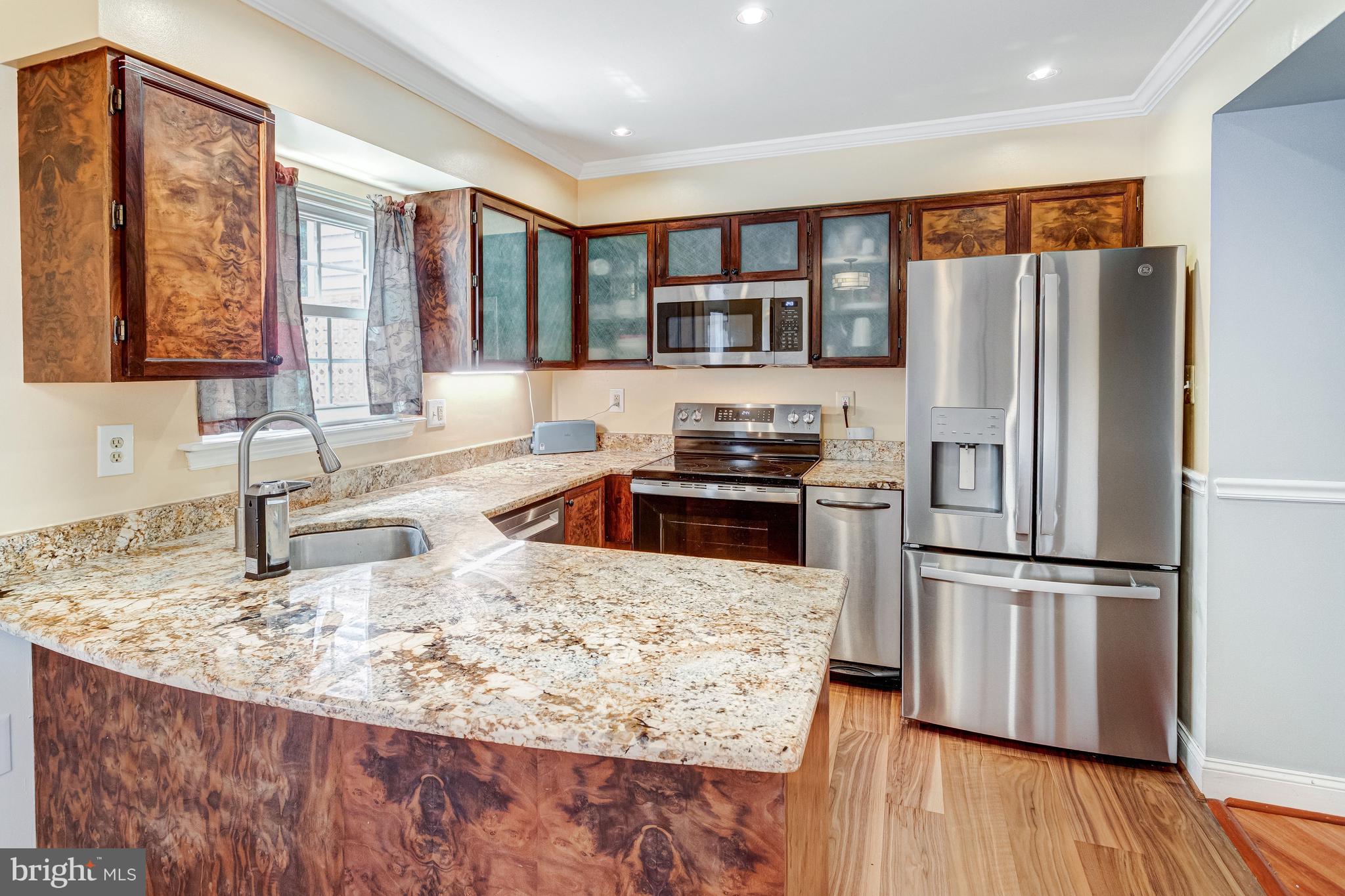 MONTCLAIR ST2 - Residential