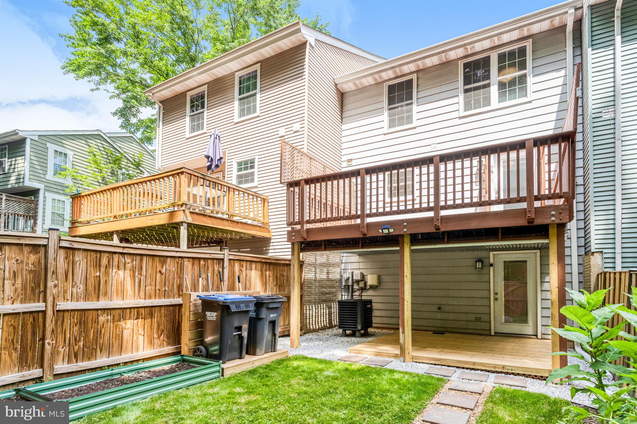 MONTCLAIR ST2 - Residential
