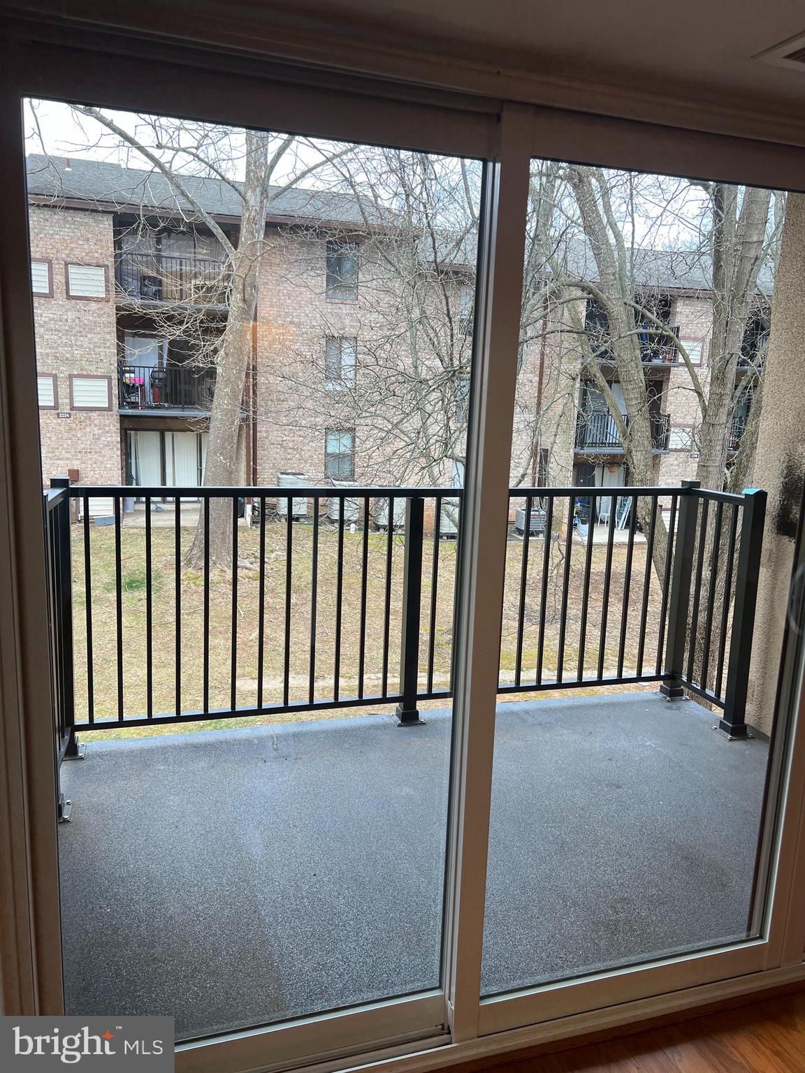 SHADOWOOD - Residential Lease