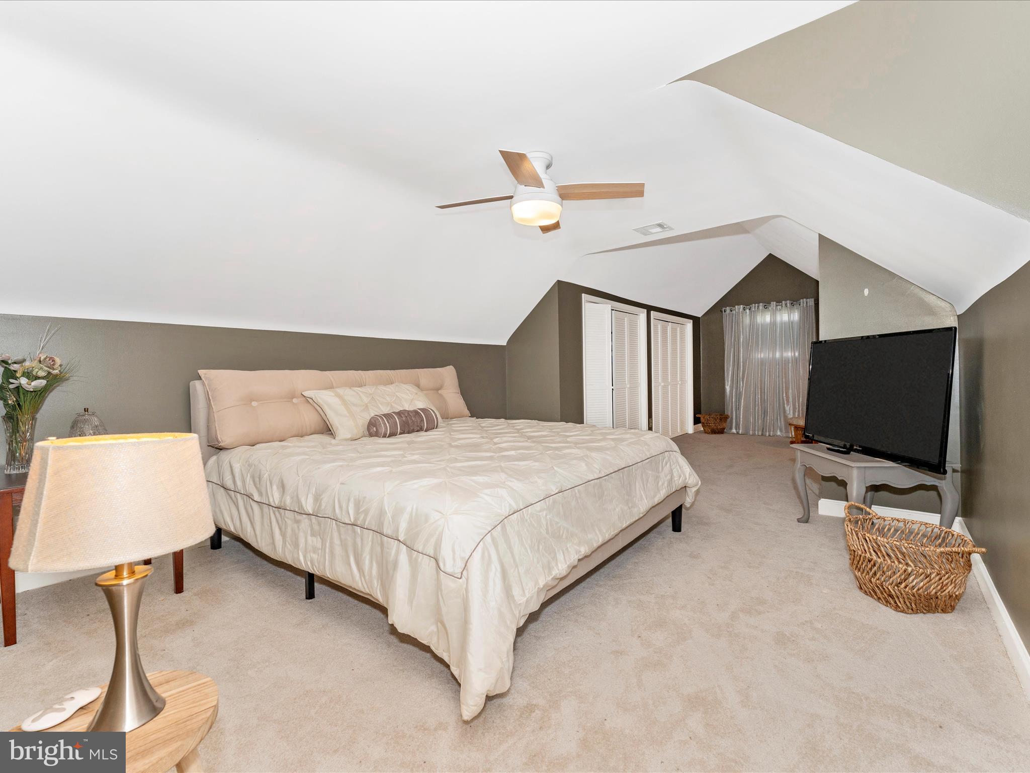 SPRING VALLEY - Residential