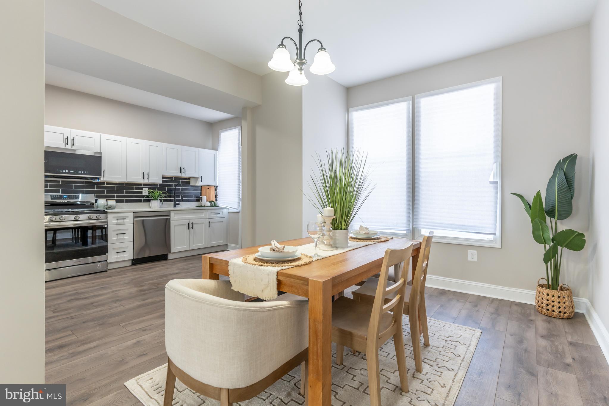 PARK CIRCLE - Residential