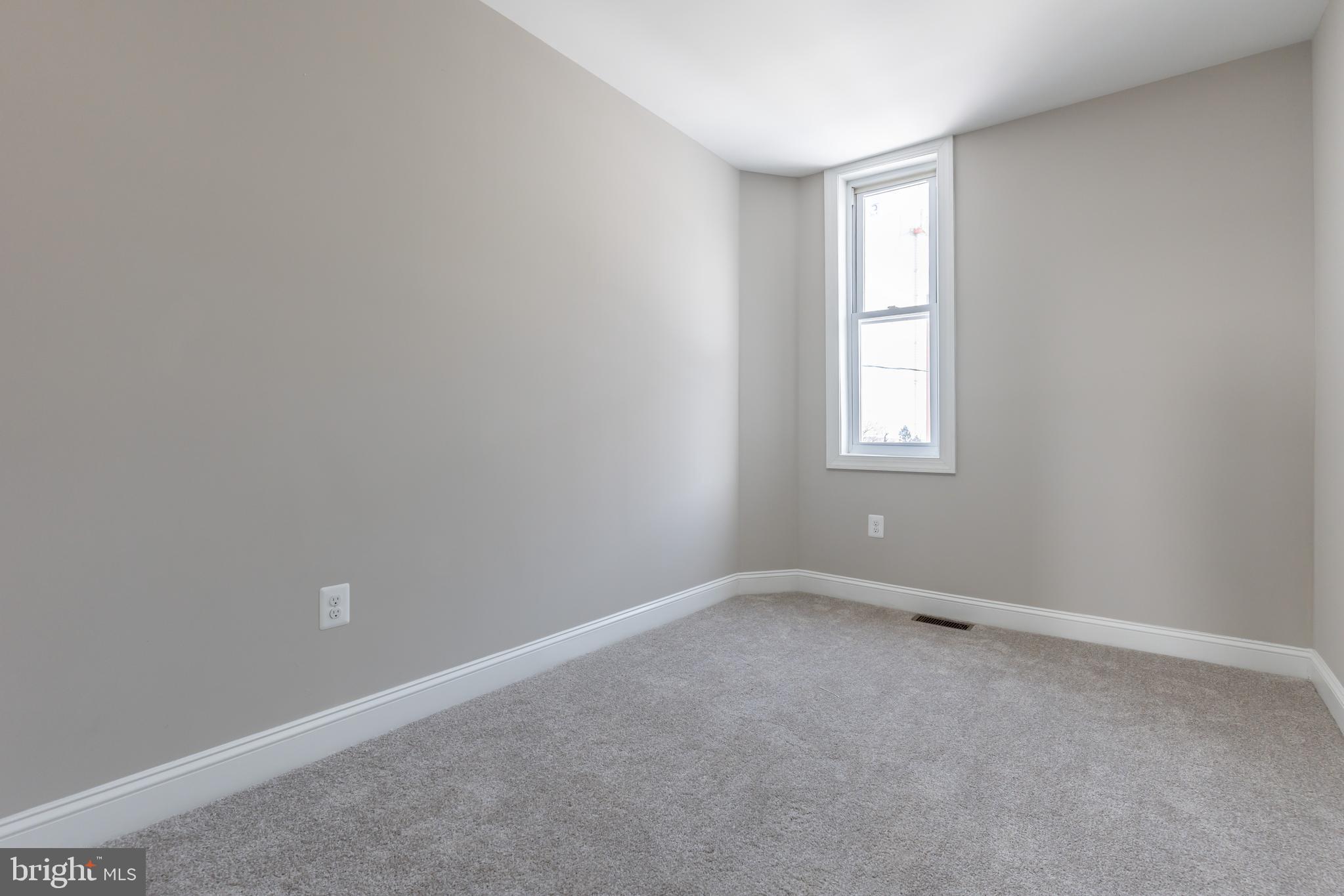 PARK CIRCLE - Residential