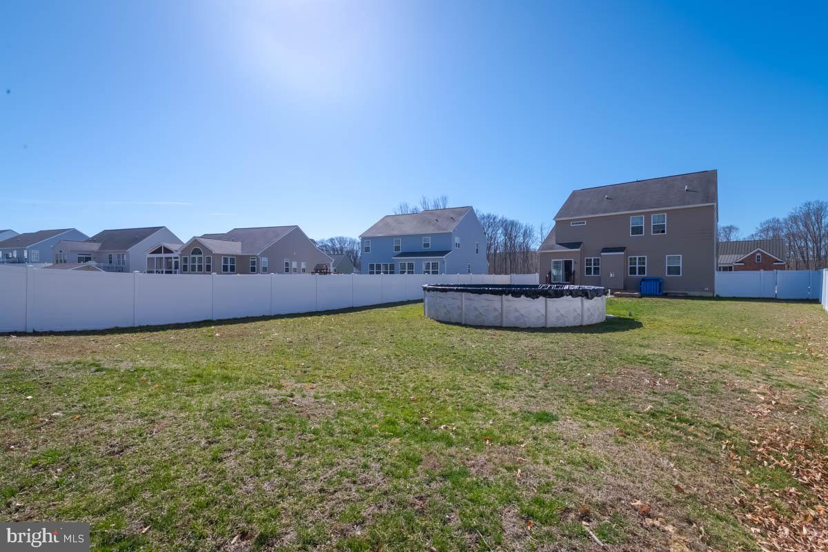 SPENCER WOODS - Residential