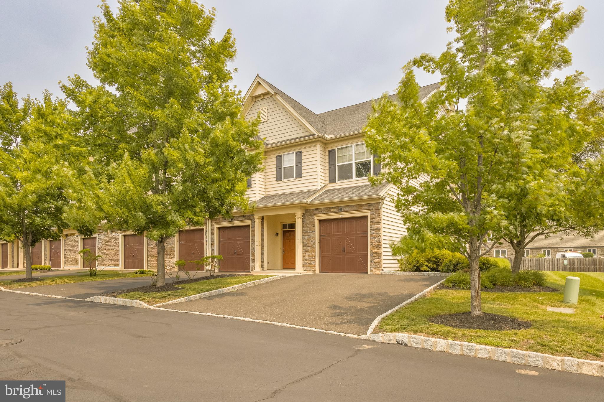 NORRITON EAST - Residential