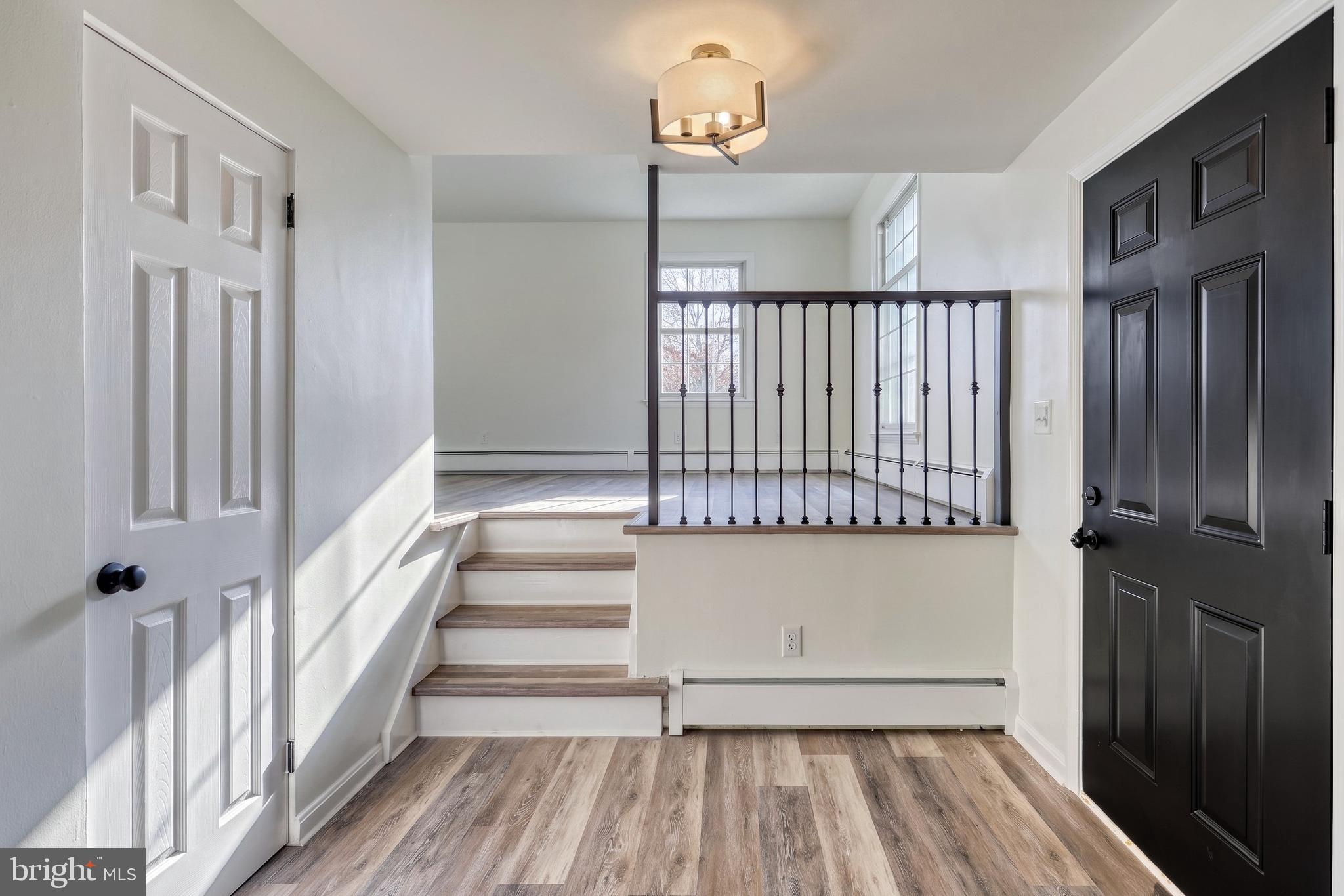 CAMP HILL - Residential