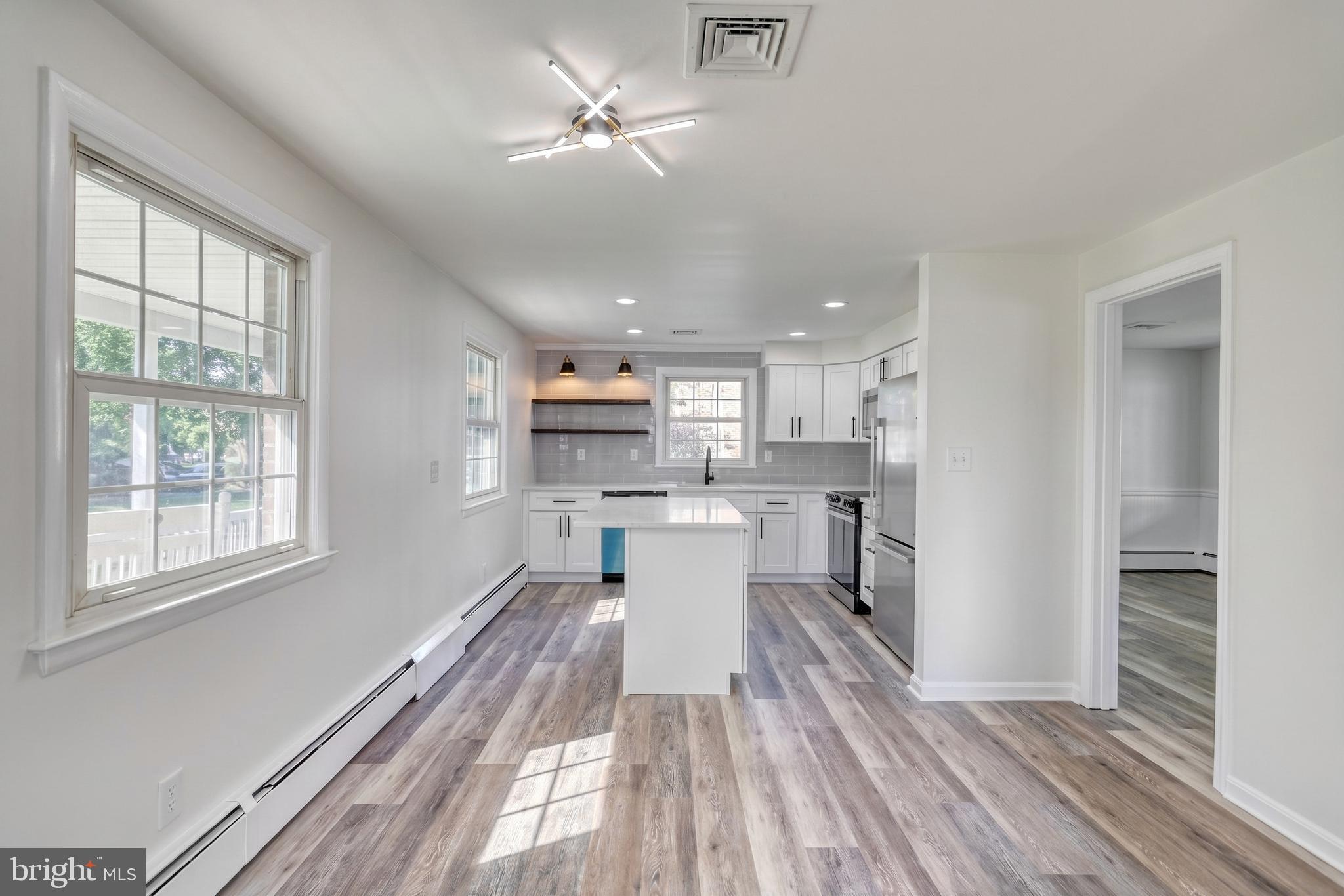 CAMP HILL - Residential