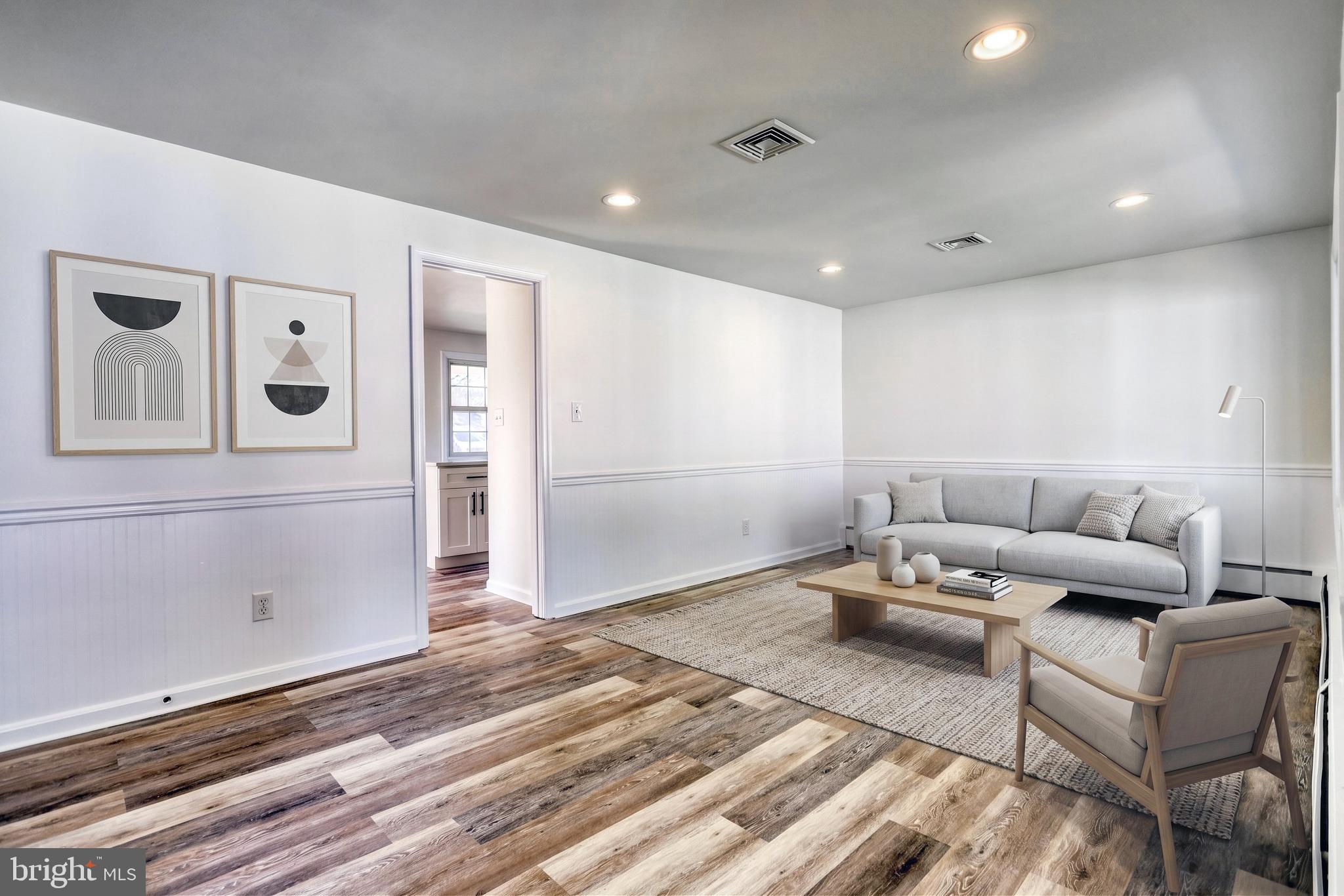 CAMP HILL - Residential