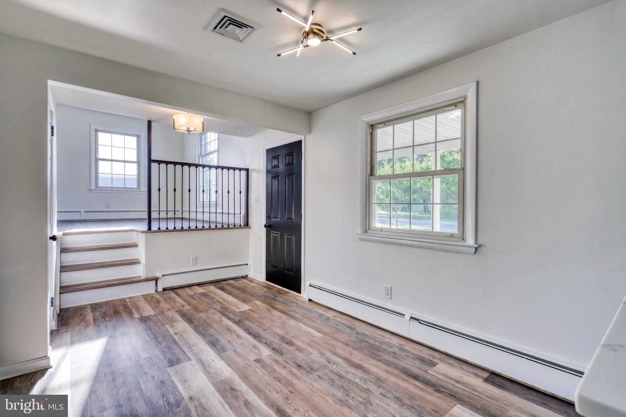 CAMP HILL - Residential