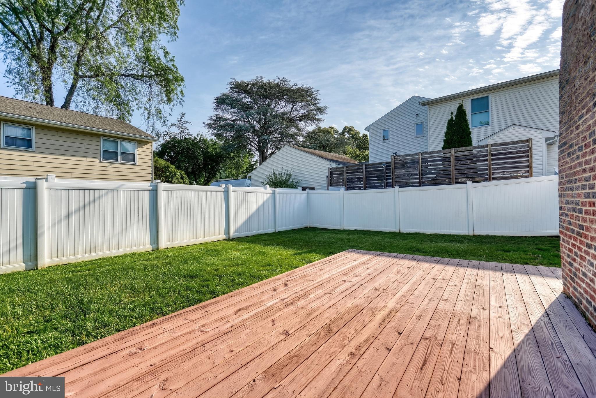 CAMP HILL - Residential