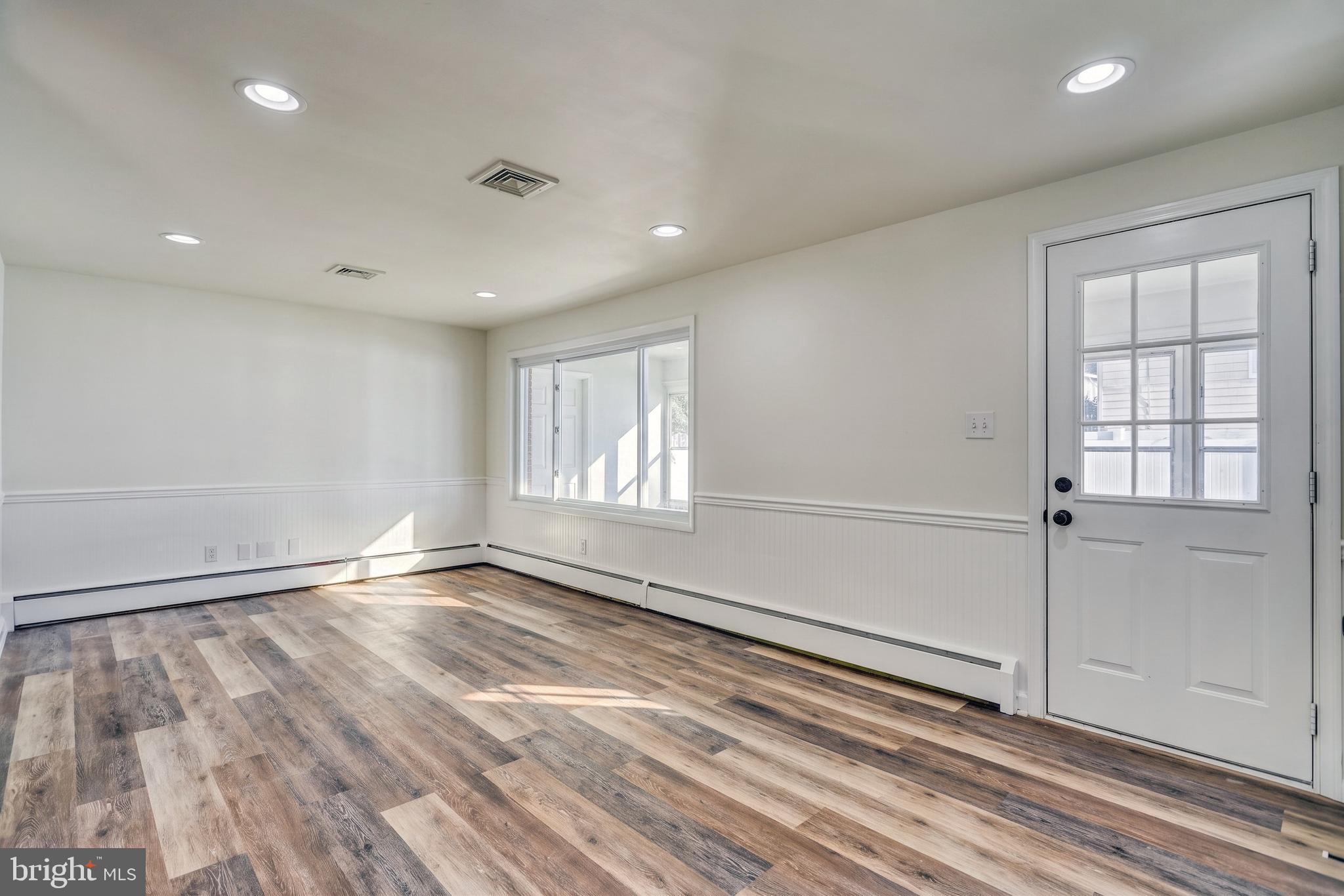 CAMP HILL - Residential