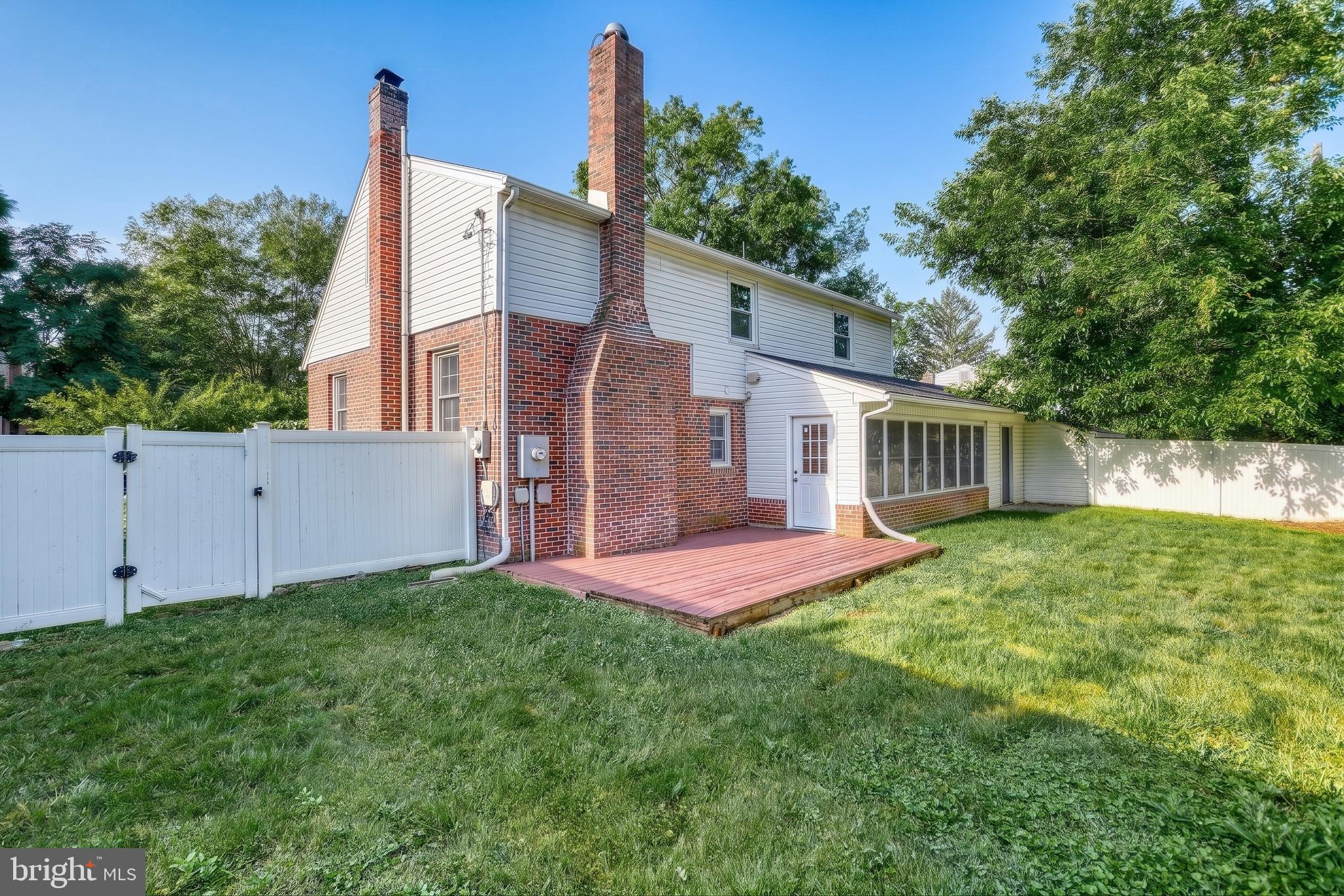 CAMP HILL - Residential
