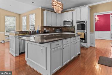 POPLAR HILL ESTATES - Residential