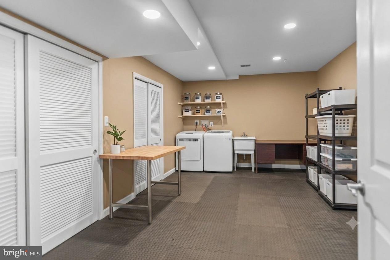 POPLAR HILL ESTATES - Residential