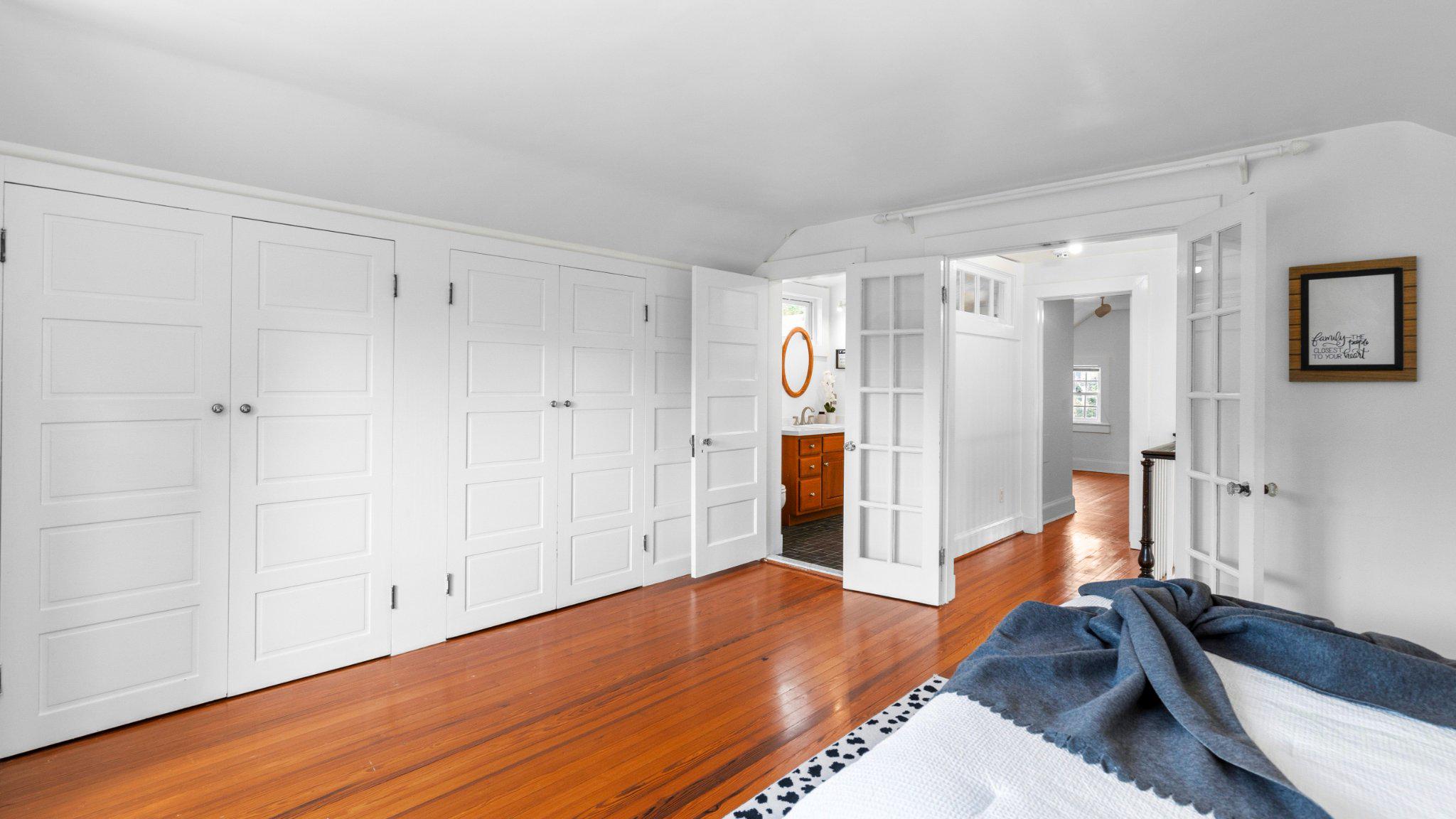 ROLAND PARK - Residential
