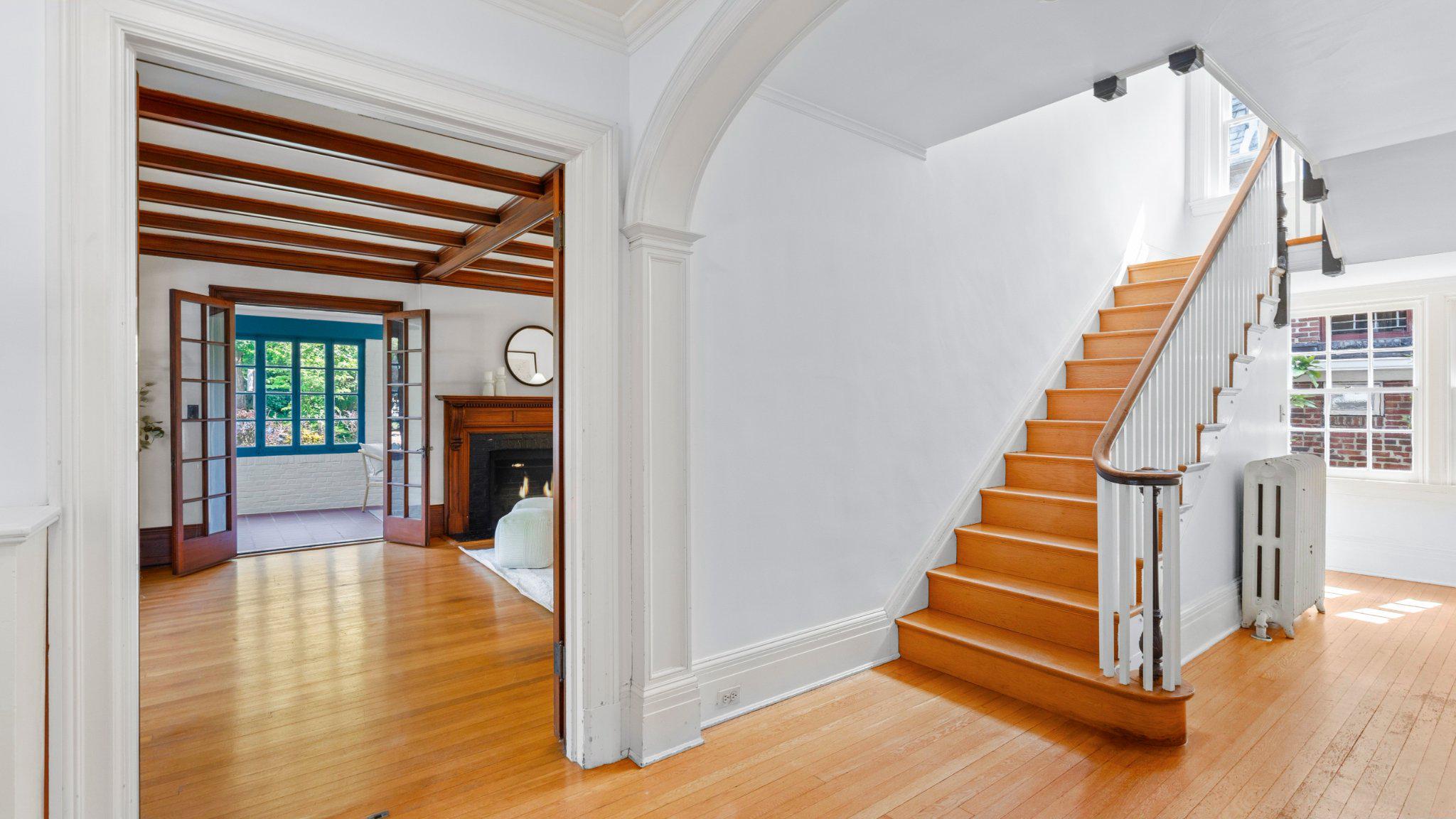 ROLAND PARK - Residential