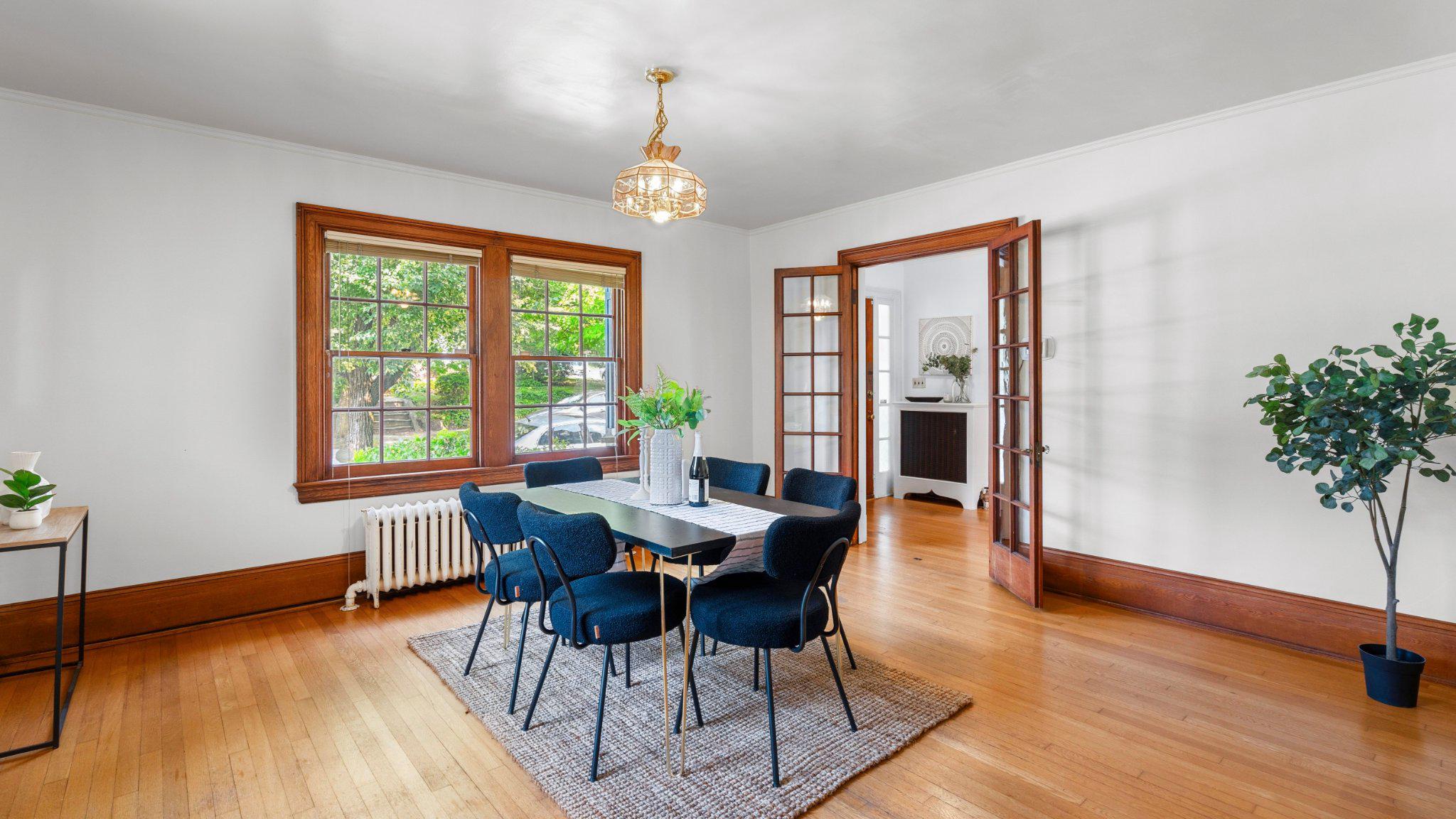 ROLAND PARK - Residential