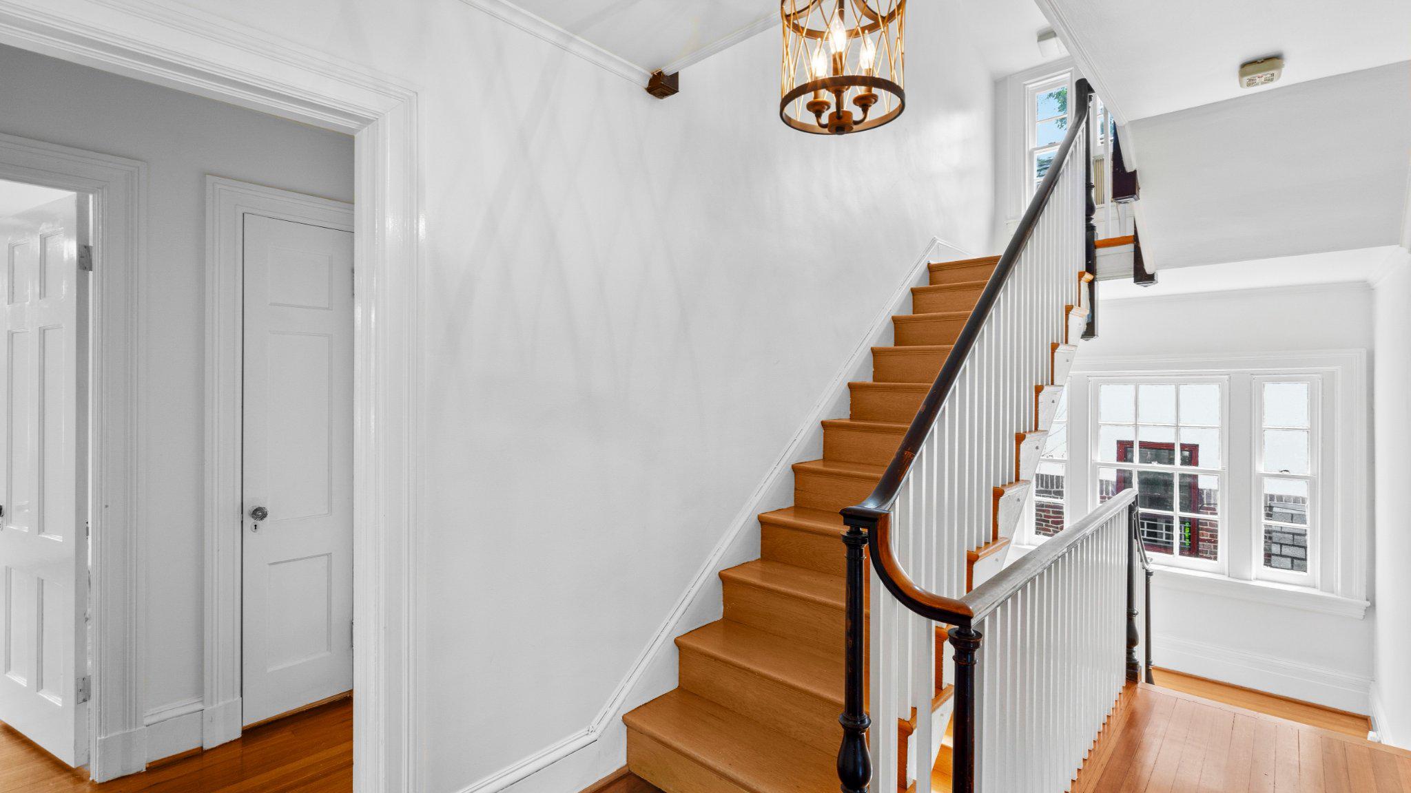 ROLAND PARK - Residential
